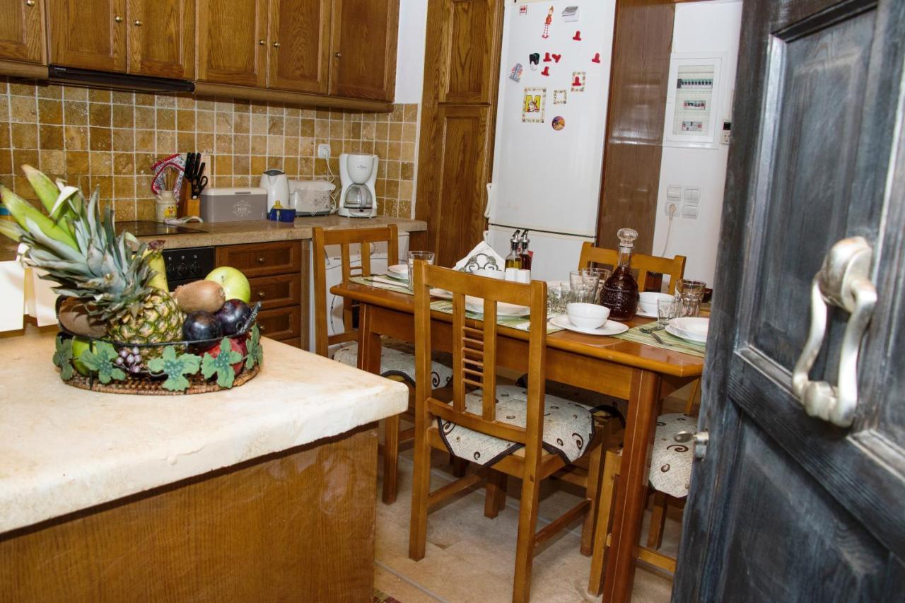 Villa Argyro Триопетра Екстериор снимка