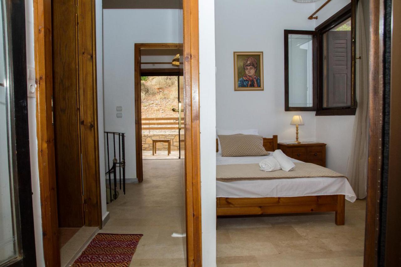 Villa Argyro Триопетра Екстериор снимка