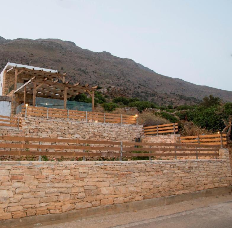Villa Argyro Триопетра Екстериор снимка
