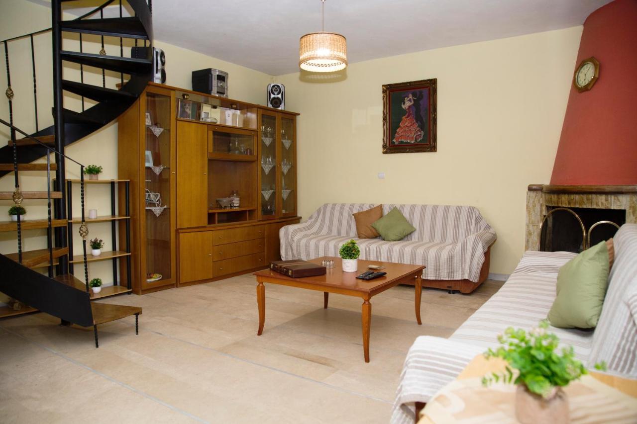 Villa Argyro Триопетра Екстериор снимка