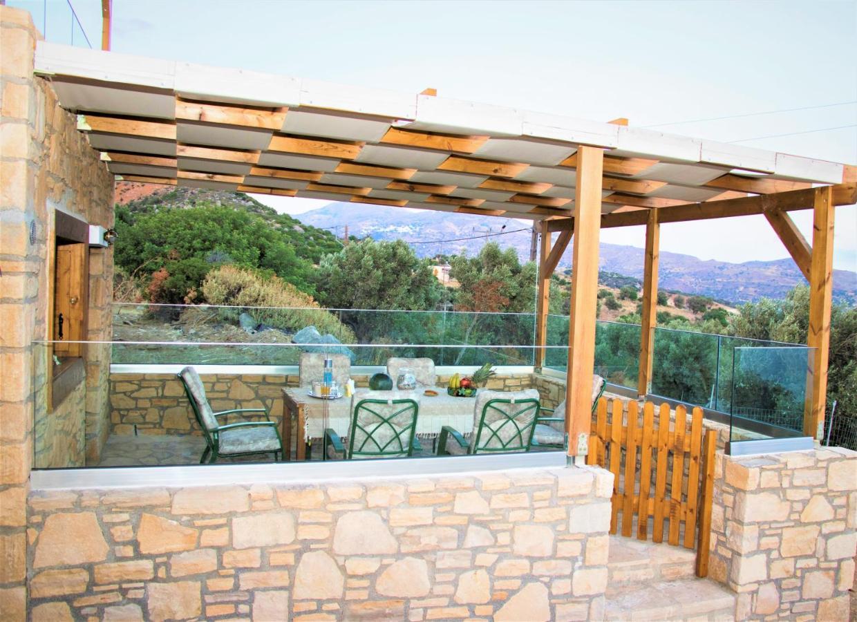 Villa Argyro Триопетра Екстериор снимка